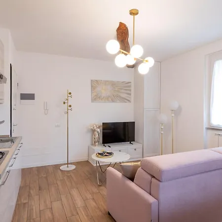 Lora Luxury 5, Free Private Parking, Self Check In