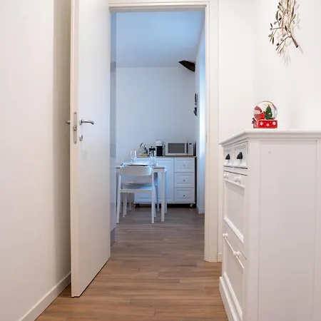 Lejlighed Lora Como Residence, Luxury Suite 5, Free Private Parking, Self Check In