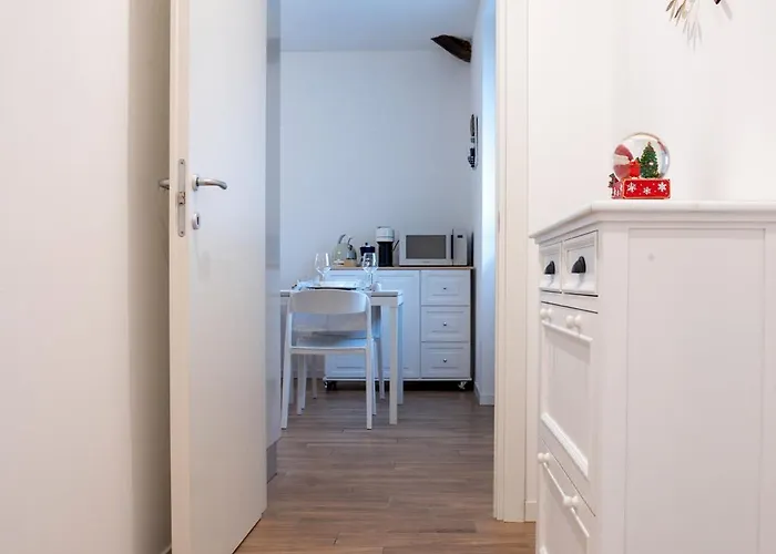 Appartamento Lora Flowers Suite, Free Parking,self Check In, 5